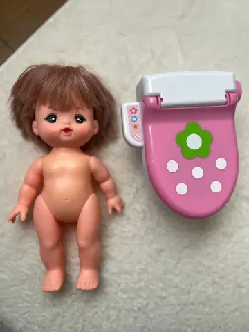 멜짱 인형과 화장실 세트
