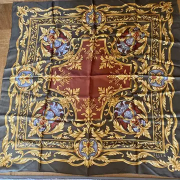 ELLE 꽃무늬 실크 터치 스카프 약 90cm