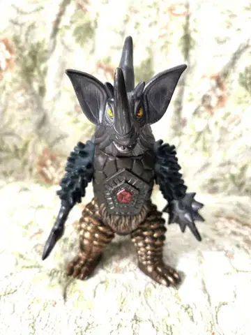 울트라맨 울트라 괴수 DX 타이런트 소프트 비닐 협의 가능