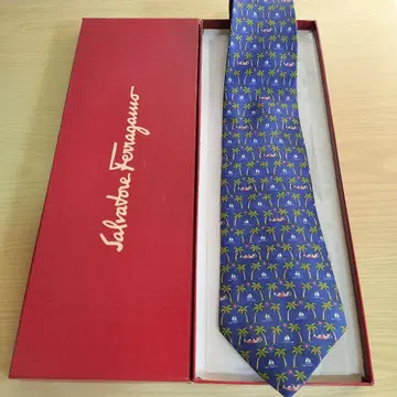 살바토레 페라가모 넥타이