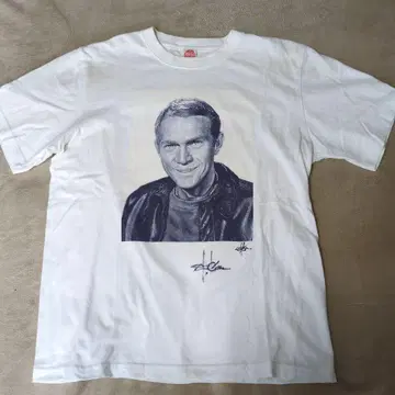 토이즈 맥코이 뉴욕 전시회 기념 친필 사인 포함 티셔츠