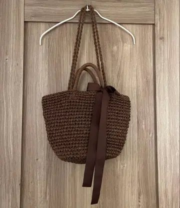 Bilitis dix-sept ans New Woven Bag M 사이즈