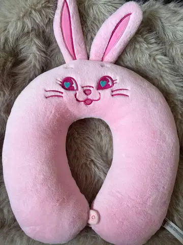 newjeans TOKKI 하니 봉제 인형 넥 쿠션 넥 필로우