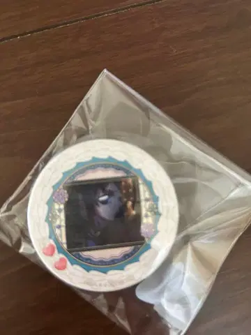 코쵸우 시노부 롤 캔뱃지 귀멸의 칼날