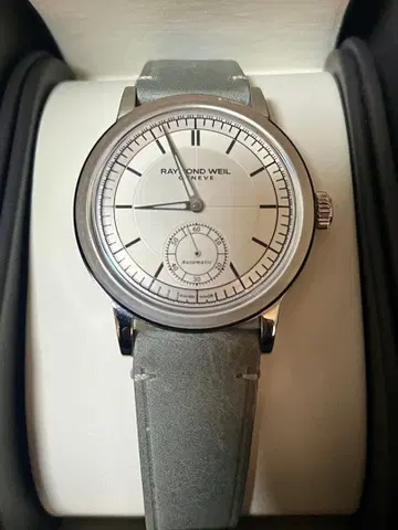 RAYMOND WEIL MILLESIME 2930-STC-65001