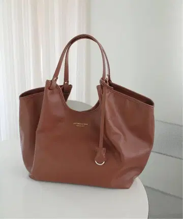 ANTONELLO MASI SLOBE 별주 가죽 토트백 브라운