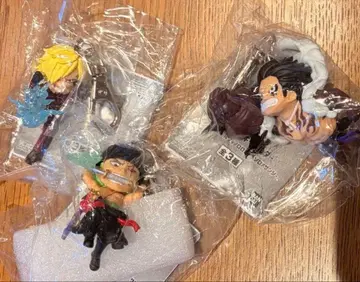 [ 당일 발송 ] 원피스 피규어 키링 루피 조로 상디