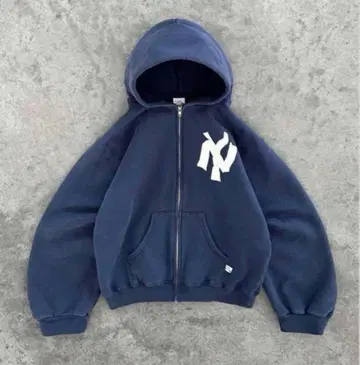 AKIMBO CLUB NY NOODLE ZIP-UP HOODIE