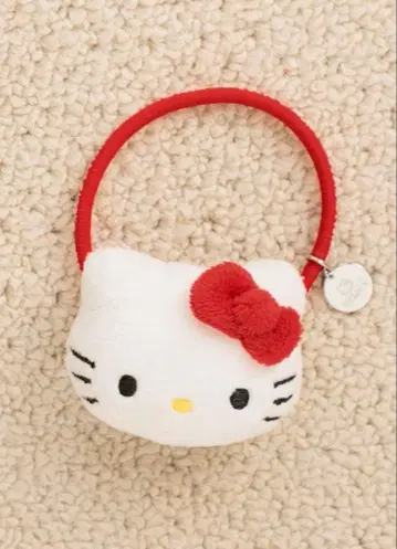 새상품 로리즈팜 HELLO KITTY 콜라보 털인형 포니 레드