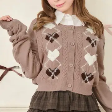 apres jour 아프레 주르 카라 탈부착 가능 하트 아가일 니트 모카