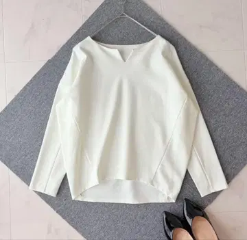 새상품급 [ SOEJU ] 더블 저리 키 넥 풀오버 M