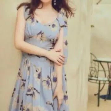 Herlipto Sunflower-Printed Midi Dress