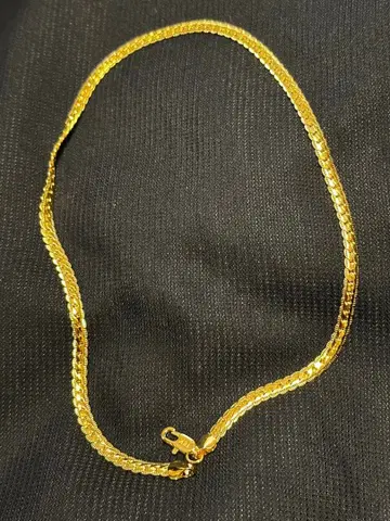 골드 뜨개질 체인 목걸이