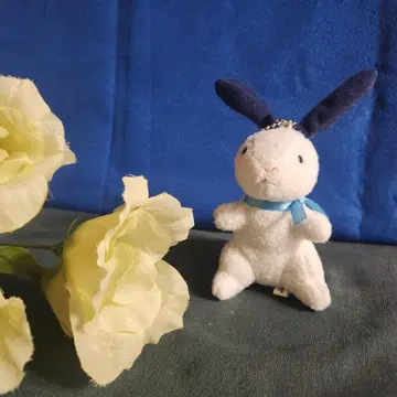 토끼 봉제 인형 파란 리본