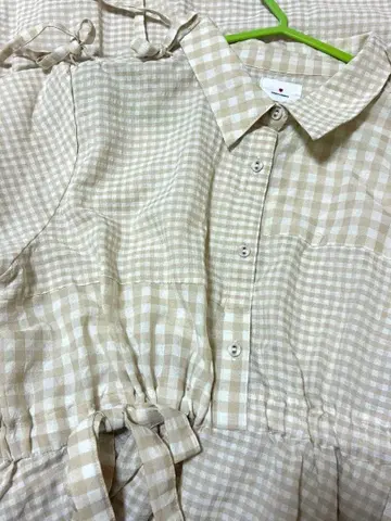 메리제니 깅엄 체크 리본 드로스트 원피스 베이지