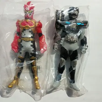 가면라이더 이그제이드 파라독스 & 타입 와일드 2체 세트