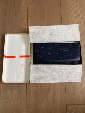 인덴야 장지갑 일본제 일본풍 블랙 베이스 x 빨간색 칠 잠자리 패턴