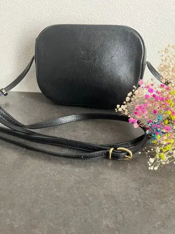 새상품급 일비종떼 숄더백 블랙