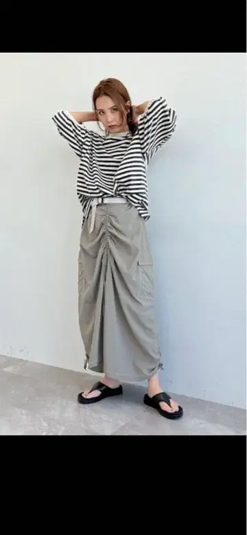 니코앤드 밀리터리 스커트