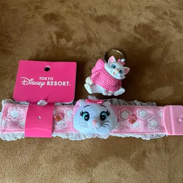 마리 피규어 키링 암밴드