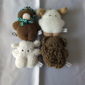 우사노스케의 복슬복슬 봉제 인형 가챠가챠 4마리 세트