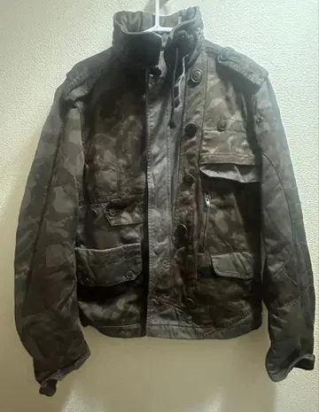 헤이세이 계열 y2k 그런지 카모플라쥬 기믹 밀리터리 자켓