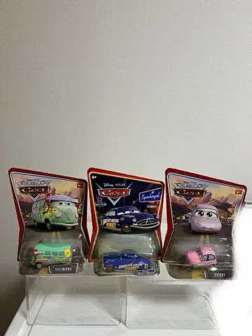 카즈, 마텔 미니카 패뷸러스 닥 허드슨 필모어 핏 크루 츄키