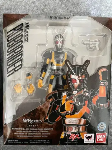 SHFiguarts 로보 라이더 피규어