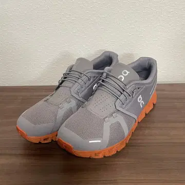 On cloud 27.0 그레이 스니커즈 러닝 온 클라우드