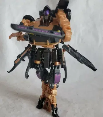 BD-04 나이트 버드/트랜스포머 비스트 각성