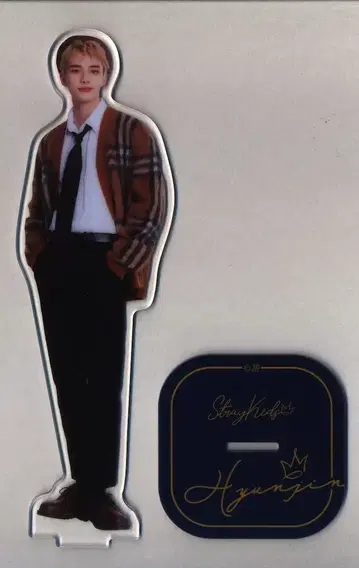 StrayKids 훼미리마트 콜라보 Hyunjin 빅 아크릴 스탠드