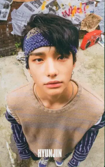 StrayKids Hyunjin I am WHO? BEHIND