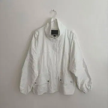 ZARA 하이넥 롱 슬리브 자켓 주름 가공 화이트 L