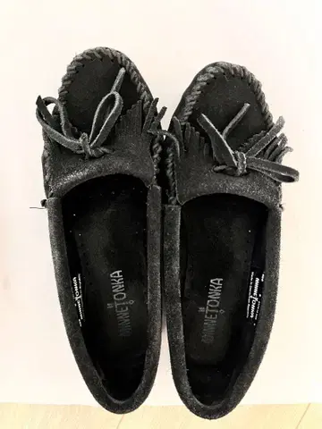 미네통카 모카신