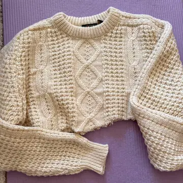 리메이크 Cagliari 손뜨개질 크림 니트 스웨터