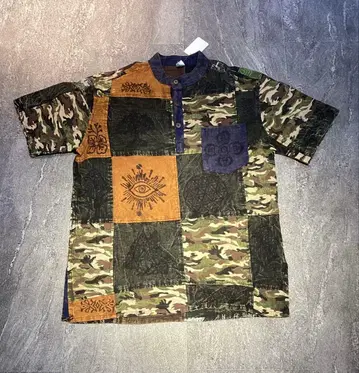 카모 패턴 패치워크 반팔 셔츠