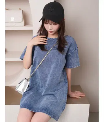 LIPSERVICE 컷 데님 BIG T 셔츠 원피스