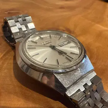 세이코 쿼츠 38SQ 데이데이트 미사용에 가까움