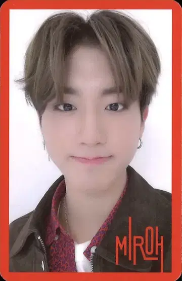 StrayKids HAN MIROH 빨간색 테두리