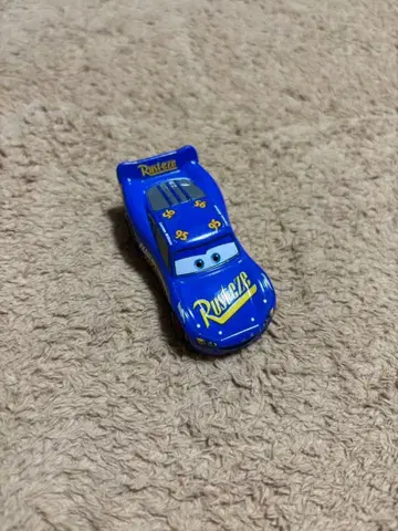 토미카 카즈 맥퀸 패뷸러스 타입