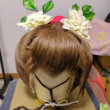 가발 일본풍 머리 장식 화이트와 그린