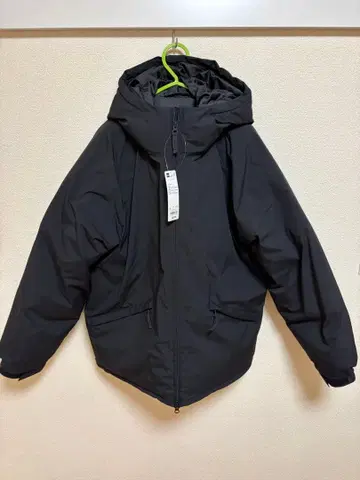 GU 웜 패딩 후드티 L 사이즈