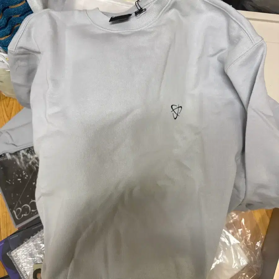 Seventeen Jeonghan Nana Tour T-shirt M Italy version | Bunjang Global