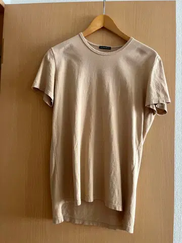 ANN DEMEULEMEESTER 본인 시기 베이지 T셔츠