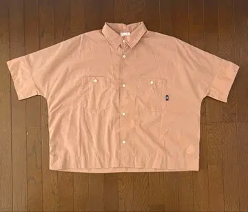 단톤 반팔 돌먼 슬리브 셔츠