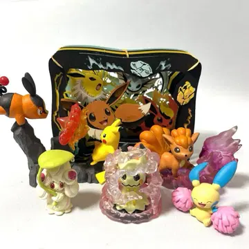 포켓몬 피규어 모음 피카츄 이브이