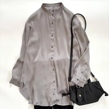 플라스테 PLST 새틴 밴드 카라 롱 셔츠 드레이프감 셔츠 그레이