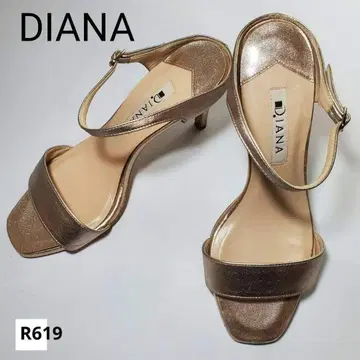 다이애나 샴페인 골드 라메 스트랩 샌들 23cn 새상품급