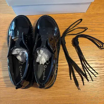 돌체 소가죽 플레인토 레이스업 슈즈 블랙 23.5cm