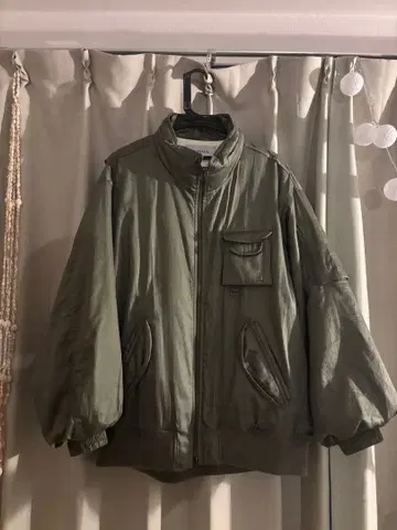 JEANASIS 지나시스 올리브 그린 카키 MA-1 자켓